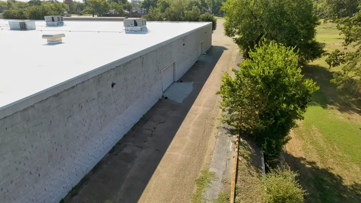 Exterior of Corsicana,TX self storage facility.