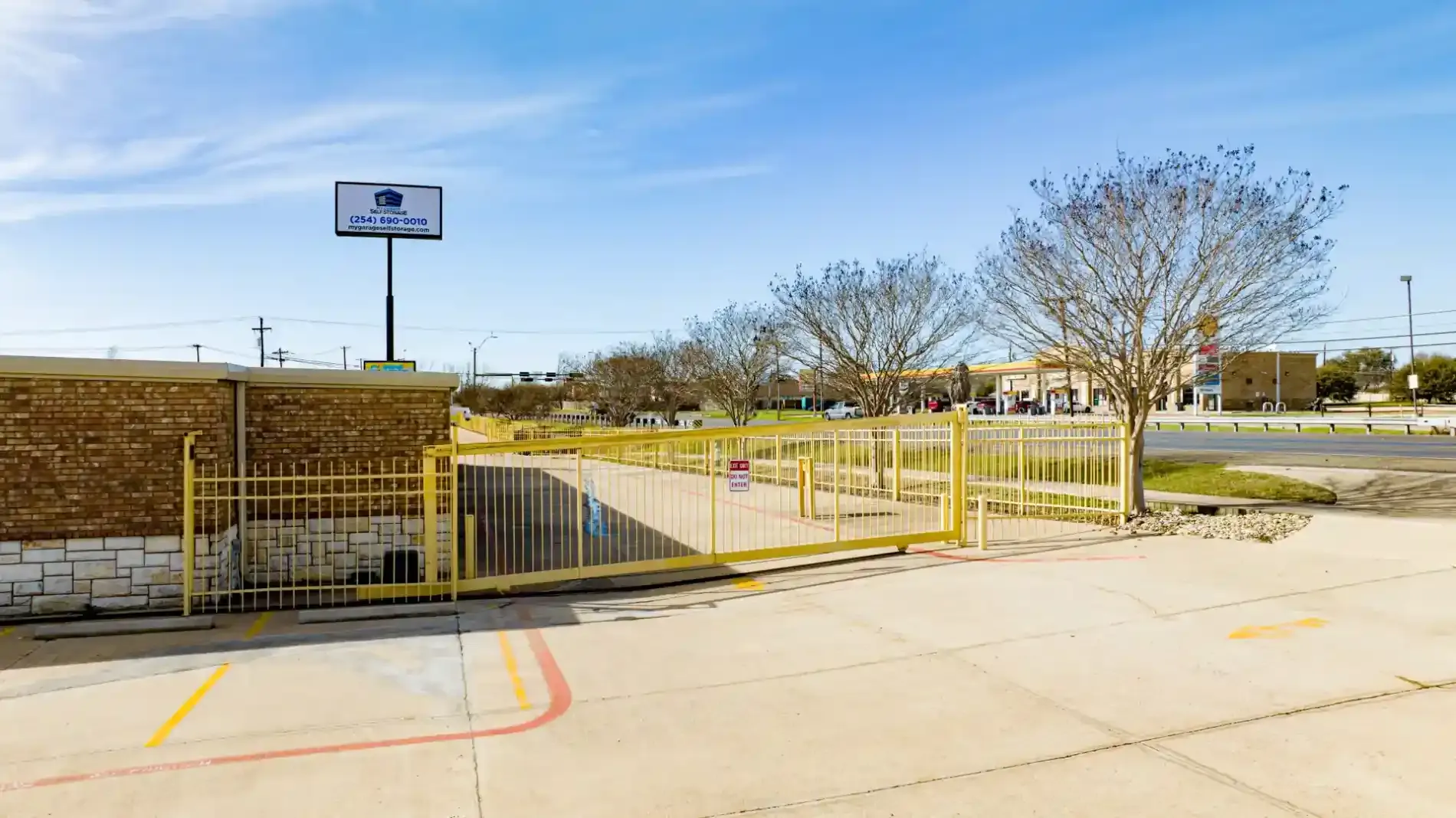 Outdoor of storage at Killeen, TX self storage facility.